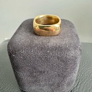 Tiffany & Co. 18K Yellow Gold 2003 Square Cushion Ring Size 5.25
